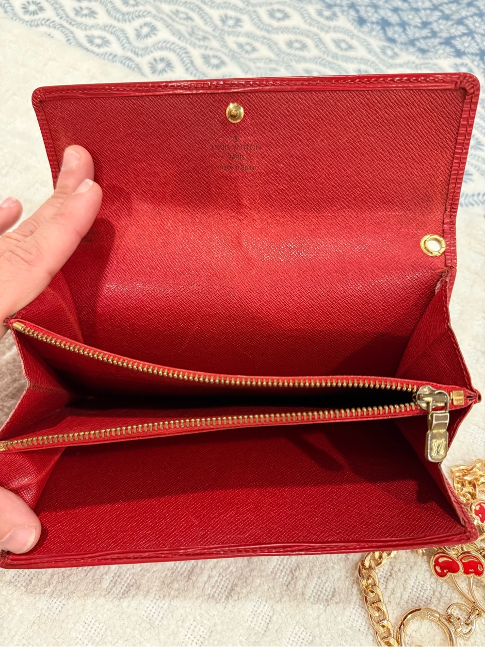 Louis Vuitton Epi Leather (long) Sarah Wallet in Brilliant Red/Red VGUC - Picture 4 of 13